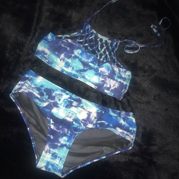 Blue Skulls Hot Topic XS Bathing Suit! - Picture 5 of 5